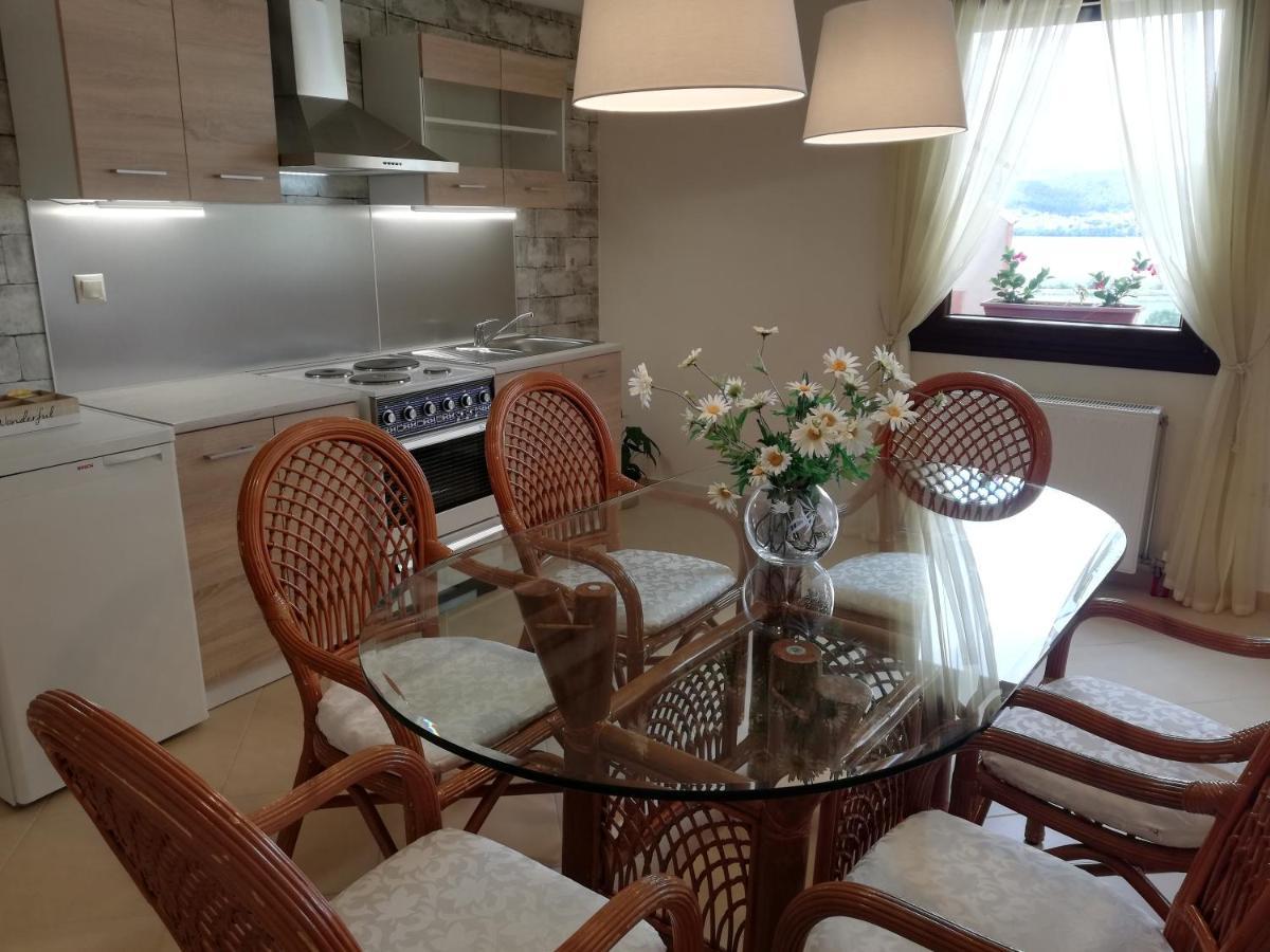 House With View In Amfithea Apartment *