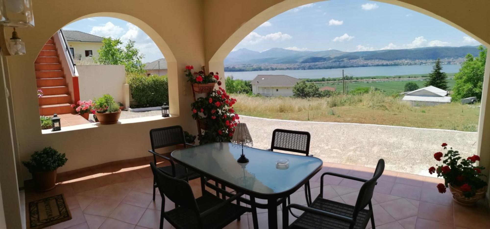 Apartment House With View In Amfithea Ioannina